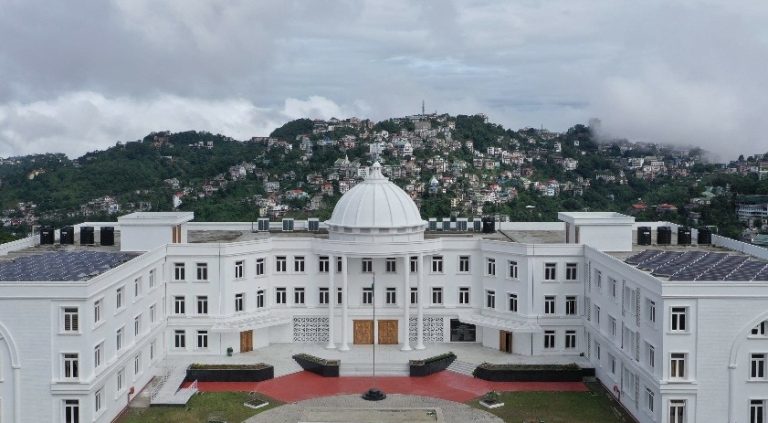 CADC Hnathawktu 211 Ten Thla Li Chuang Hlawh An Lak Loh Avangin Gauhati High Court-ah Thubuai An Thehlut