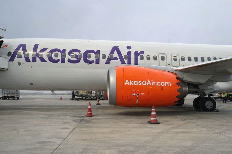 Delhi Court-in Akasa Air Chu  Seat 640 Group Booking Tih Tawh An Cancel Avangin Rs. 1.08 Crore Chawi Turin A Hriattir